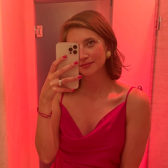 Meet your Posher, Hannah - Picture 2 of 2